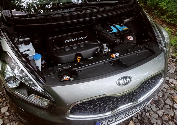 Kia Carens cena 42000 przebieg: 230000, rok produkcji 2015 z Myślenice małe 781